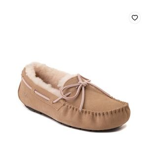 UGG Dakota slippers, size 7
